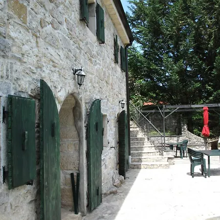 Apartment Rustica